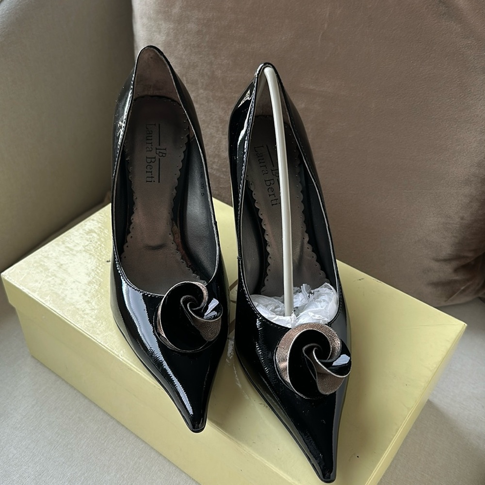 Gorgeous pumps